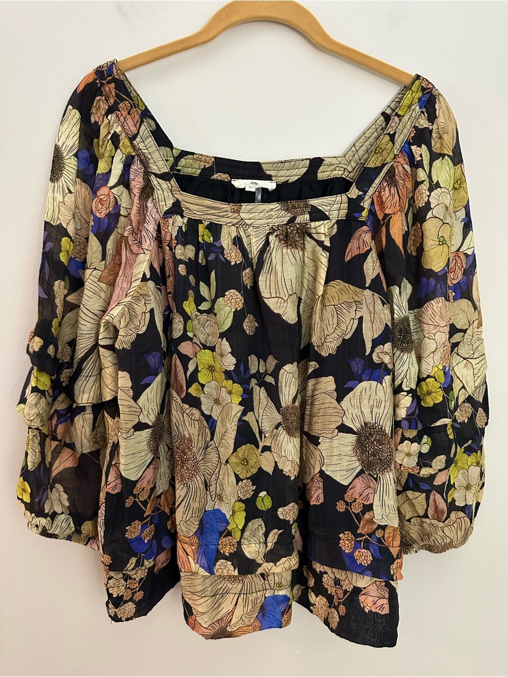 Entro Anthropologie Floral Blouse Black Small EUC